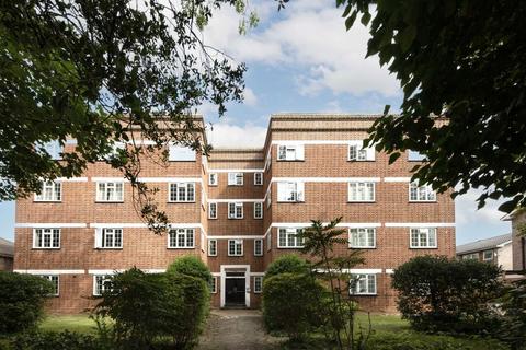 3 bedroom flat for sale, Mount Avenue, London W5