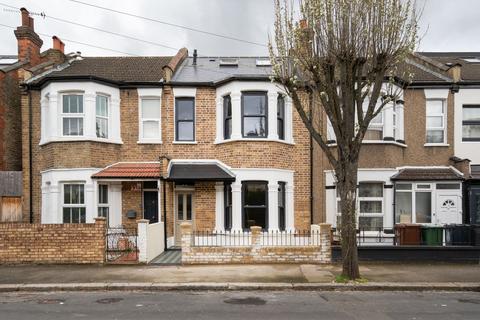 4 bedroom terraced house for sale, Morley Road, London E10