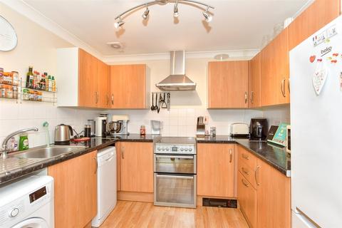 1 bedroom apartment for sale, Kingston Crescent, Portsmouth, Hampshire