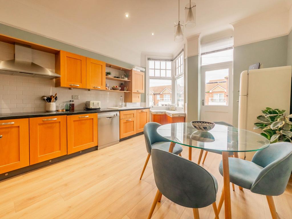 Kitchen/Breakfast Room