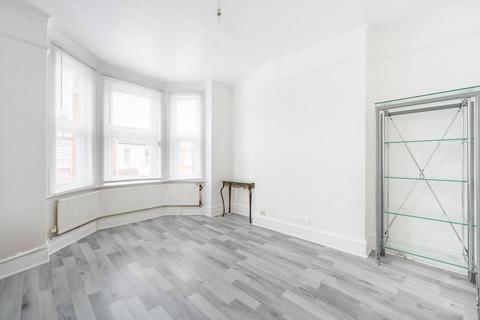 3 bedroom maisonette for sale, Newton Road, Cricklewood, London, NW2