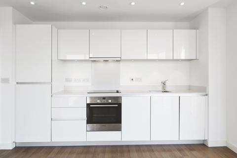 2 bedroom apartment to rent, Woodberry Grove London N4