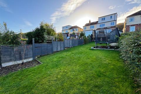 17 Greeton Drive, Oughtibridge, Sheffield, S35 0GJ