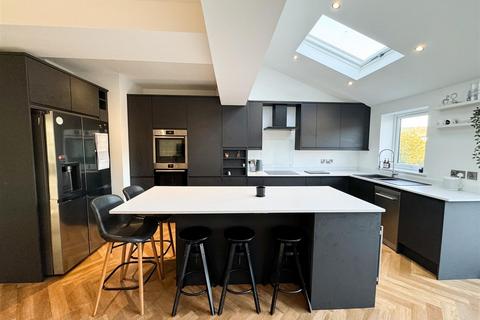 17 Greeton Drive, Oughtibridge, Sheffield, S35 0GJ
