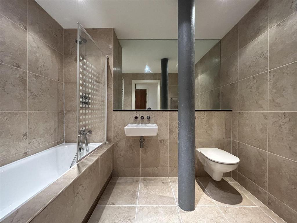 Bathroom.jpeg