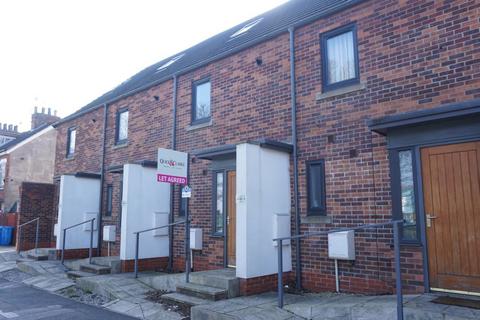 3 bedroom terraced house to rent, 121 Marfleet Lane, Hull, HU9 5RN