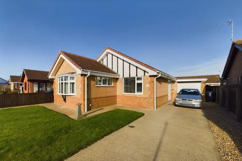 2 bedroom detached bungalow for sale, Park View, Sutton-On-Sea LN12