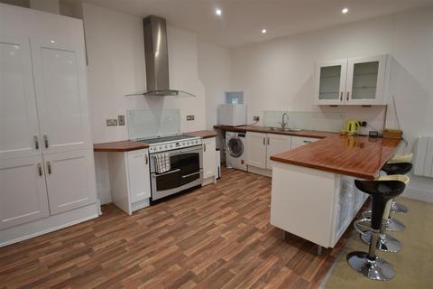 1 bedroom flat for sale, Corbar Road, Buxton