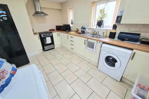 2 bedroom semi-detached house for sale, Dyfed Avenue, Townhill, Swansea, City And County of Swansea.