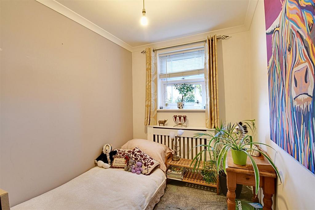 Bedroom 2.jpg