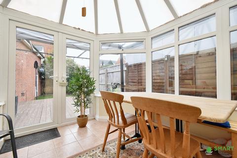 4 The Buntings, Exminster, Exeter, EX6 8SL