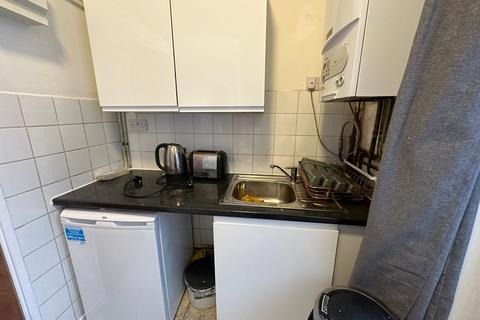 1 bedroom flat to rent, Old Street, London EC1V