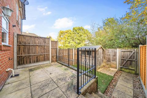 3 bedroom terraced house for sale, Erickson Gardens, Bromley