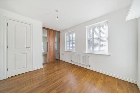 79 Erickson Gardens, Bromley, BR2 9FZ