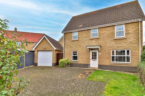 3 bedroom detached house for sale, Betts Close, Hadleigh, Ipswich