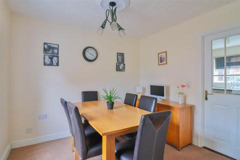 3 bedroom detached house for sale, Betts Close, Hadleigh, Ipswich