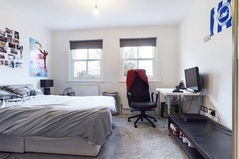 4 bedroom terraced house to rent, Springfield Mews, Brighton, BN1