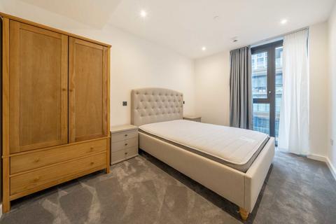 2 bedroom flat to rent, Merino Gardens, London E1W