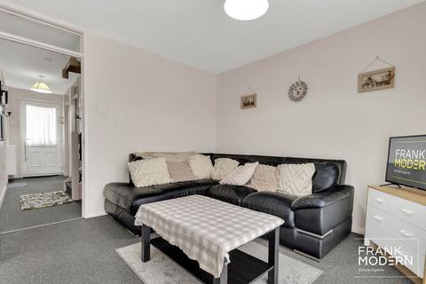 3 bedroom end of terrace house for sale, Willonholt, Peterborough, PE3