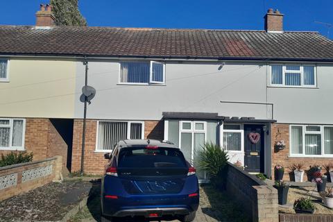 2 bedroom terraced house to rent, Coronation Drive, Felixstowe