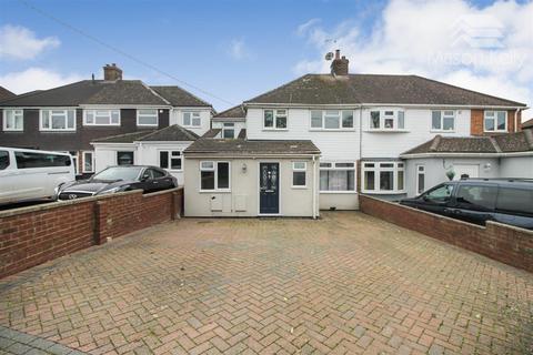 5 bedroom semi-detached house to rent, Milton Keynes MK19