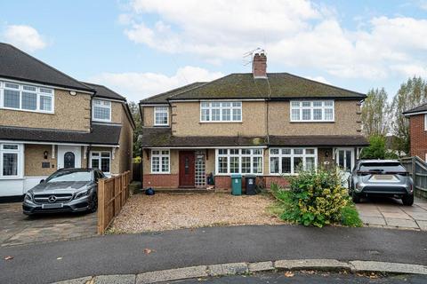 4 bedroom house for sale, Bramble Close, Watford WD25