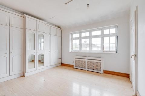 3 Bramble Close, Watford, WD25 0HF