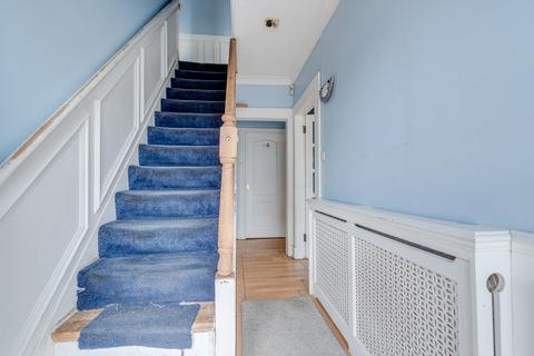 3 Bramble Close, Watford, WD25 0HF