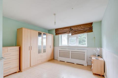 3 Bramble Close, Watford, WD25 0HF