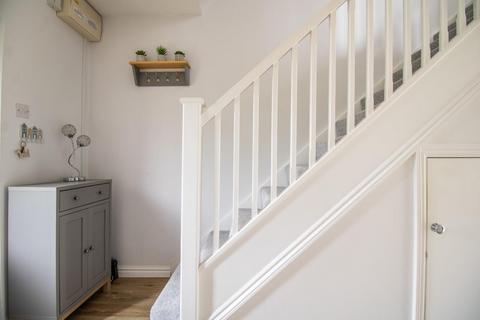 19 Lucerne Close, Cambridge, CB1 9YR
