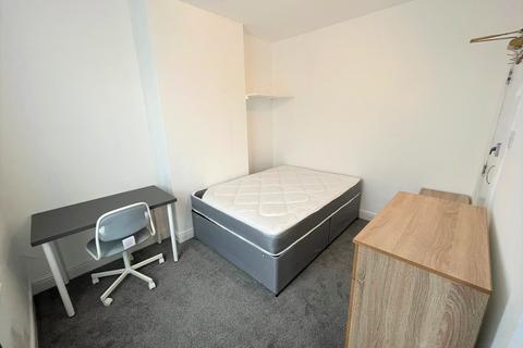 1 bedroom in a house share to rent, Lenton Boulevard, Nottingham NG7