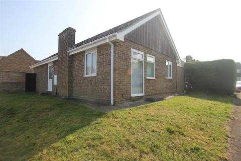 2 bedroom detached bungalow to rent, Brinkman Road, Cambridge CB21