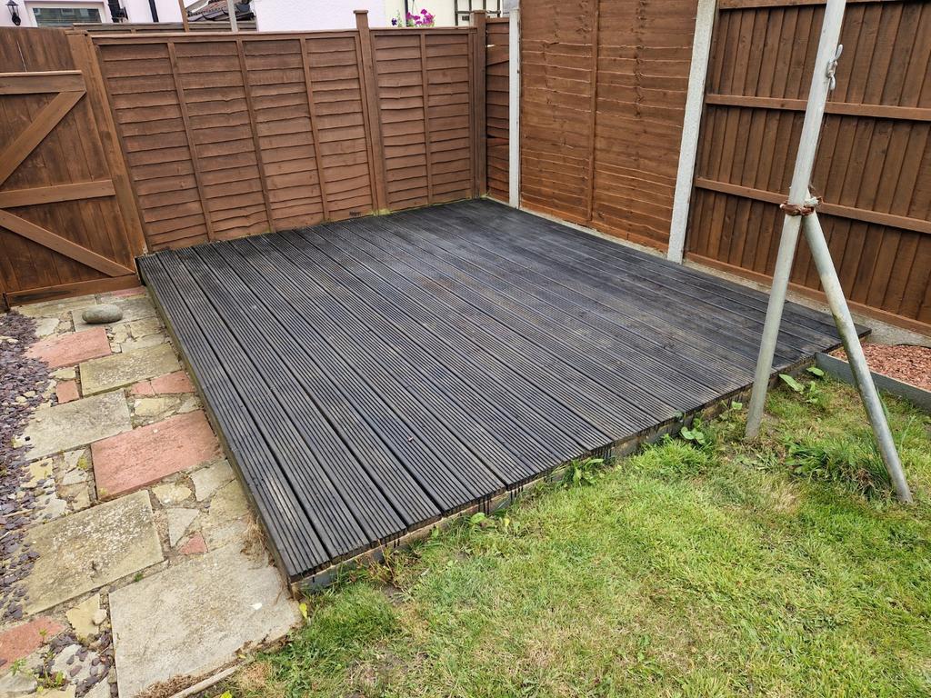 Decking T202408271820.jpg