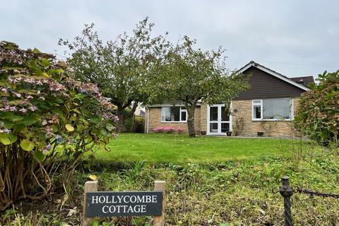 2 bedroom detached bungalow for sale, Wootton Fitzpaine, Bridport, DT6