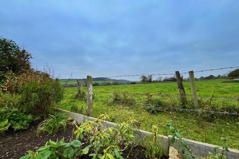 2 bedroom detached bungalow for sale, Wootton Fitzpaine, Bridport, DT6