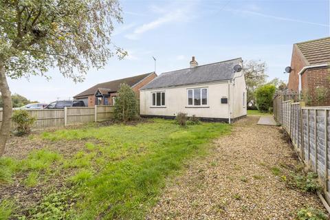 2 bedroom detached bungalow for sale, Drainside South, Kirton