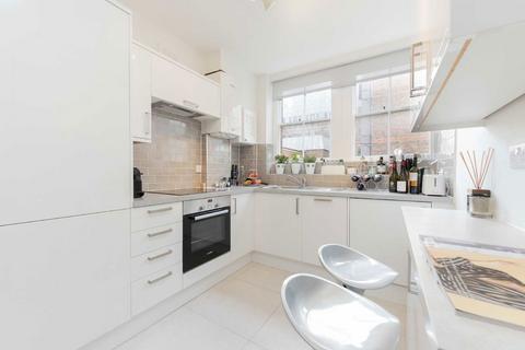 1 bedroom flat to rent, Gilbert Street, London W1K