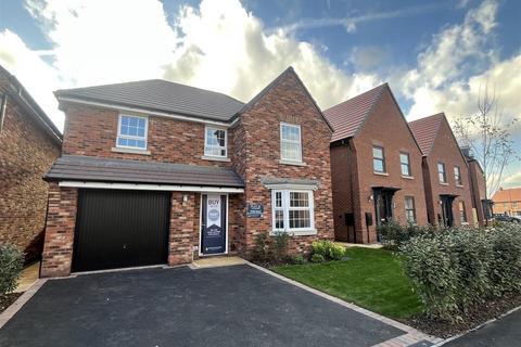 4 bedroom detached house for sale, Holt Lane, Burton on Trent DE15