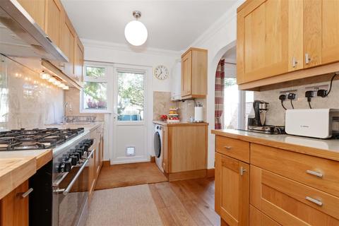 3 bedroom terraced house for sale, Congreve Road, Worthing