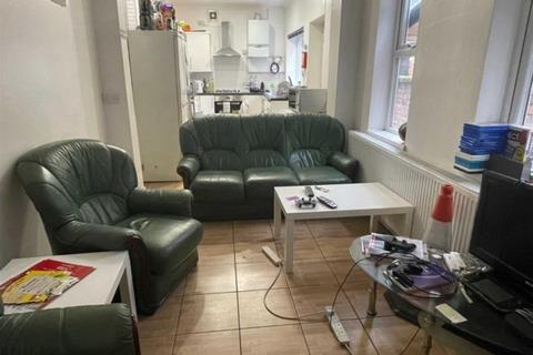 5 bedroom private hall to rent, Standish Road (10), Fallowfield, Manchester