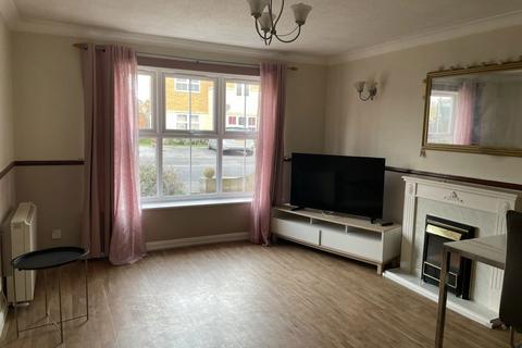 2 bedroom flat to rent, 11 Bermondsey Drive, Hull, HU5 5EH