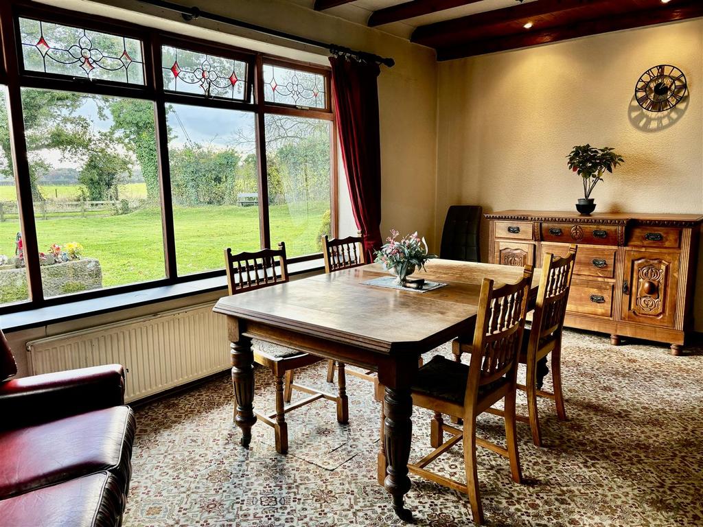 Lounge - Dining room