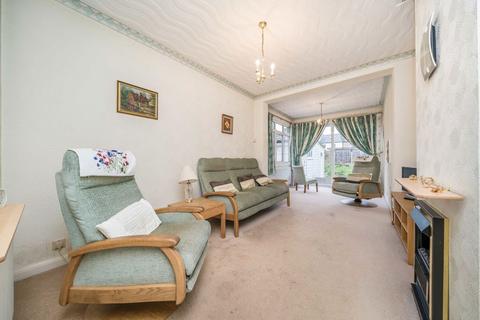 2 bedroom bungalow for sale, Douglas Road, Surbiton KT6