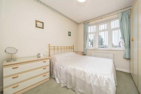 2 bedroom bungalow for sale, Douglas Road, Surbiton KT6