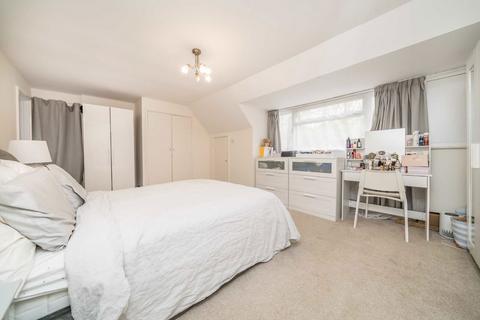 4 bedroom house to rent, Church Meadow, Surbiton KT6