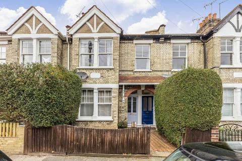 3 bedroom flat to rent, Kenley Road, St Margarets TW1