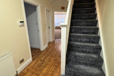 5 bedroom terraced house to rent, West Drayton, UB7