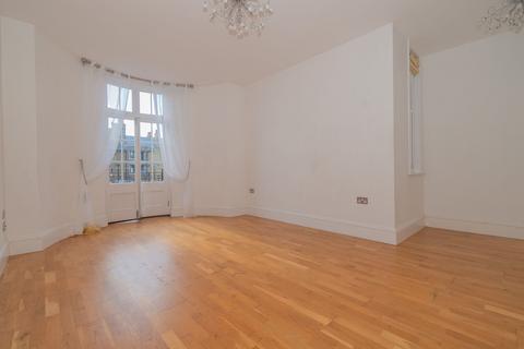 4 bedroom terraced house for sale, Liverpool Lawn, Ramsgate, CT11