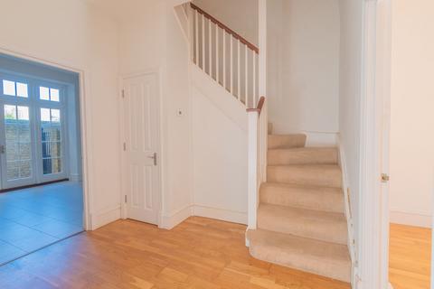 4 bedroom terraced house for sale, Liverpool Lawn, Ramsgate, CT11