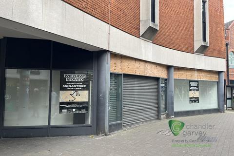 Retail property (high street) to rent, High Wycombe HP11